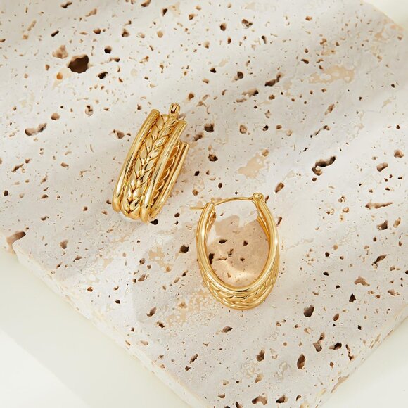 Gold Huggie Hoop Earrings for Women Stylish Hypoallergenic Wheat Texture Open De - Picture 4 of 6